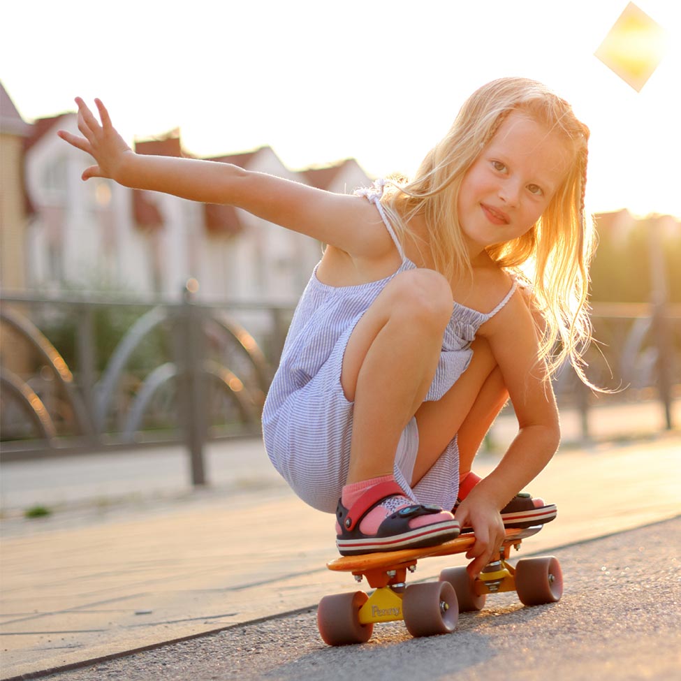 Så hurtigt som en flash omgivet Marty Fielding Are Penny Boards Good For Kids? – Penny Skateboards